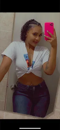 OnlyFans cuenta karol0410y avatar 1