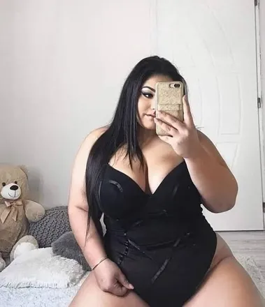 OnlyFans cuenta mmichelle211 header 2