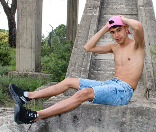 OnlyFans cuenta ivambenatti header 2