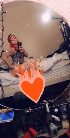 OnlyFans cuenta ladycehustle header 2
