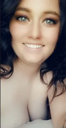 OnlyFans cuenta countrygirll28 avatar 1