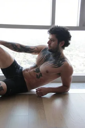 OnlyFans account  xlyoneon header 2