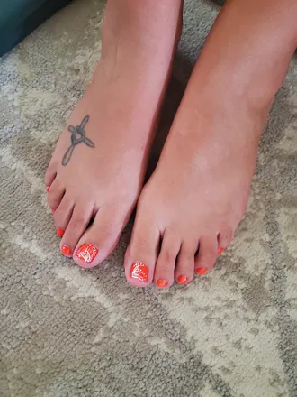 OnlyFans cuenta princessfootluck header 2