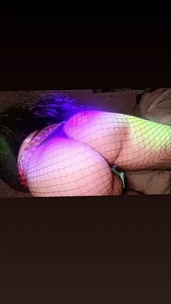 OnlyFans account  tashwarry01 header 2