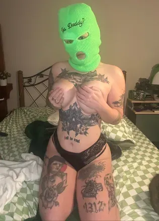 OnlyFans account  softandspooky avatar 1