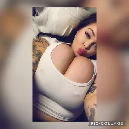 OnlyFans cuenta bigtittylicious23 header 2