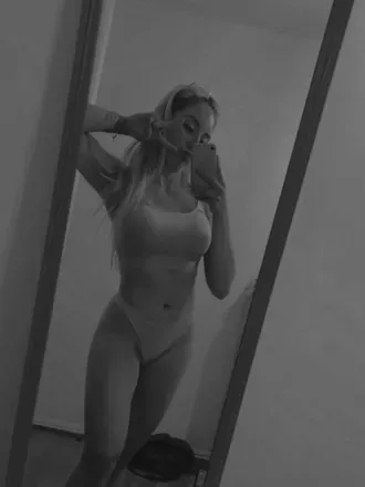 OnlyFans cuenta cooonsttanza avatar 1