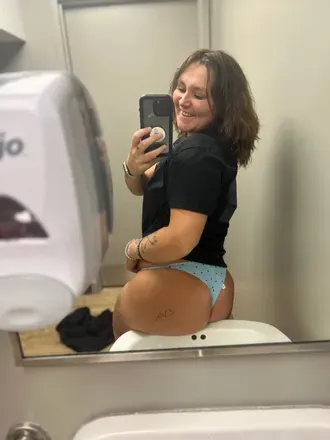 OnlyFans cuenta blueeyedweetcheeks98 avatar 1