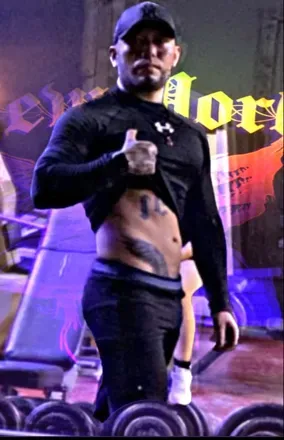 OnlyFans cuenta mikeespejo666 avatar 1