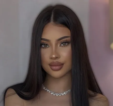 OnlyFans of raisaa_m