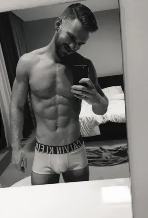 OnlyFans cuenta petervlk avatar 1
