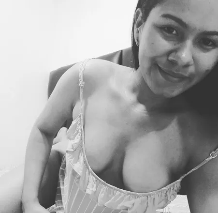 OnlyFans cuenta shirlykhalil header 2