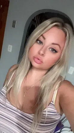 OnlyFans cuenta lucykatt avatar 1