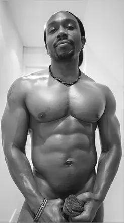 OnlyFans cuenta onlyanaze avatar 1