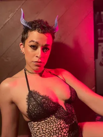 OnlyFans cuenta succubusvale avatar 1