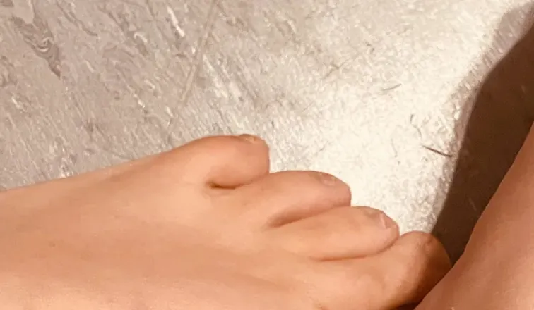 OnlyFans account  meandmyfeet96 avatar 1
