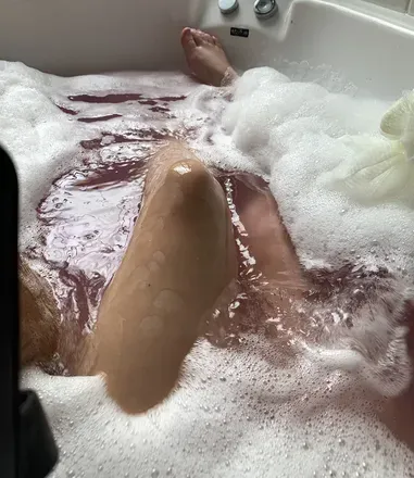 OnlyFans cuenta cutefeetgirl32 avatar 1
