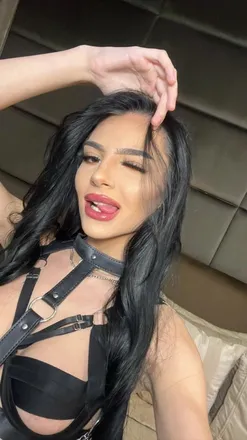 OnlyFans cuenta britney_charm header 2