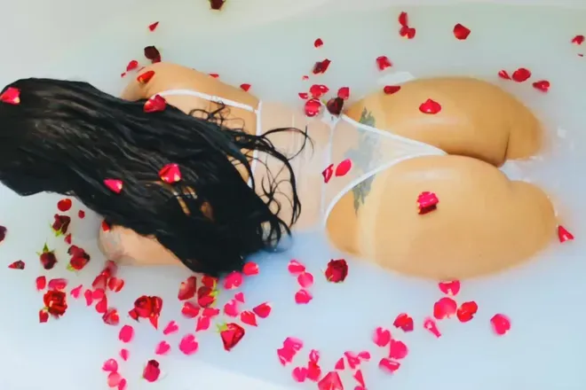 OnlyFans cuenta bigbootyblueyez header 2