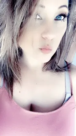 OnlyFans account  bellafindom header 2