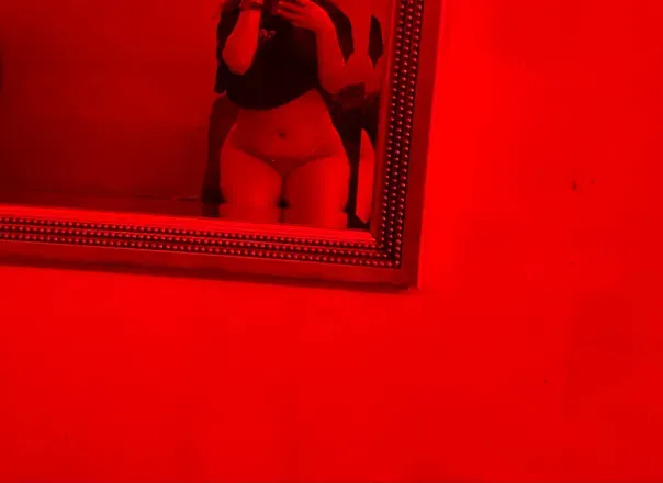 OnlyFans cuenta yourfavvoritee header 2
