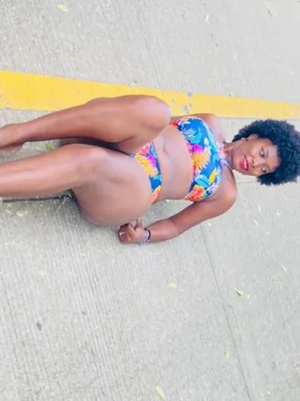 OnlyFans account  la_morenaasaa header 2