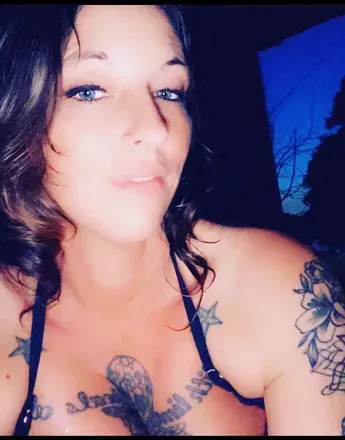OnlyFans account  tatted_bunni avatar 1