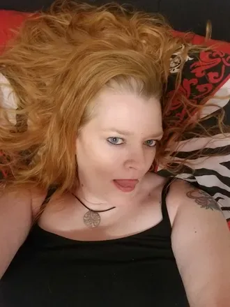 OnlyFans cuenta fireyvixen4you avatar 1
