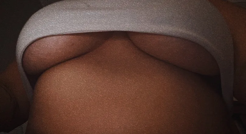 OnlyFans cuenta xsinnamonx header 2