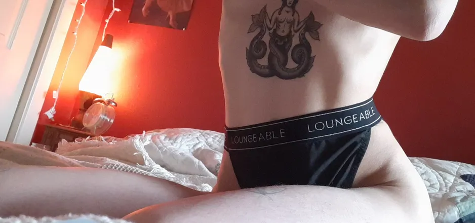 OnlyFans account  mal_mp3 header 2