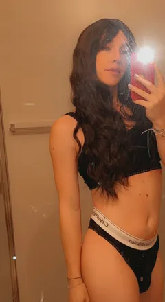 OnlyFans cuenta mia_sunflower header 2