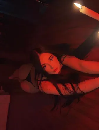 OnlyFans cuenta prettylittlelily48 avatar 1