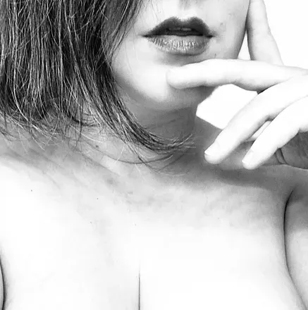 OnlyFans cuenta lauramaebenot avatar 1