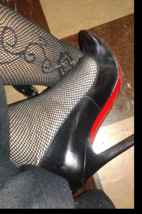OnlyFans cuenta footsniffing header 2