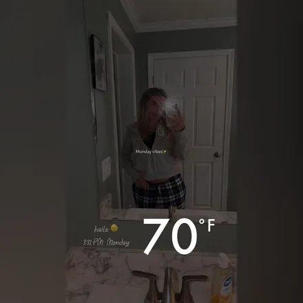 OnlyFans account  hailster22 header 2