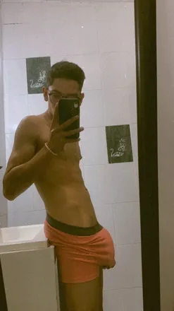 OnlyFans cuenta kevcalderon header 2