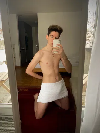 OnlyFans account  lambini avatar 1