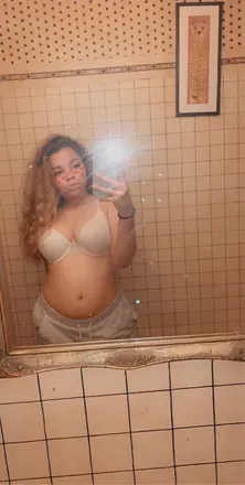 OnlyFans cuenta ariyababe11 avatar 1