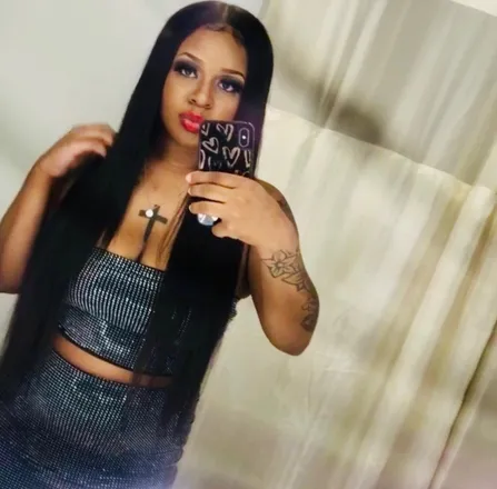 OnlyFans cuenta leshaelove header 2