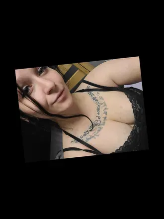 OnlyFans cuenta vicariouslittle header 2