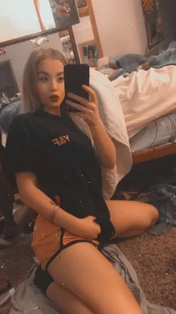 OnlyFans cuenta skylerr30 header 2