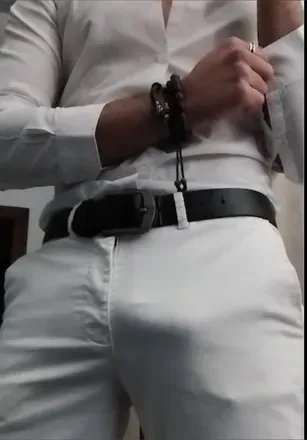 OnlyFans account  yllibwhite avatar 1