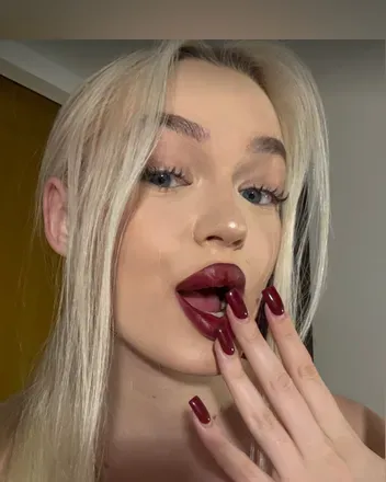 OnlyFans of ladykat33