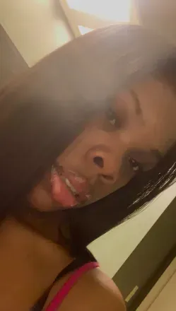 OnlyFans cuenta queenqui23 avatar 1