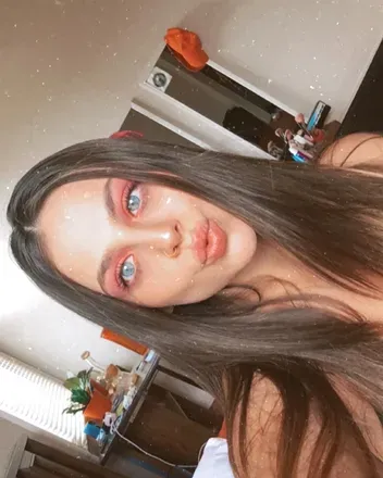 OnlyFans cuenta loveearianna avatar 1