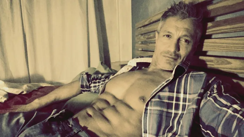 OnlyFans cuenta tastydaddy69 header 2