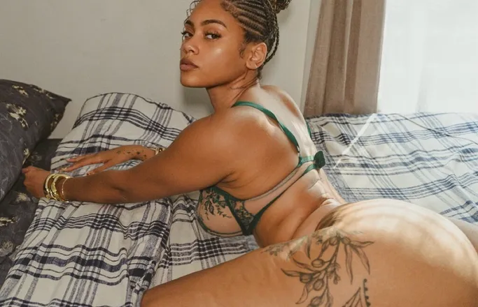 OnlyFans account  keekyuniverse header 2