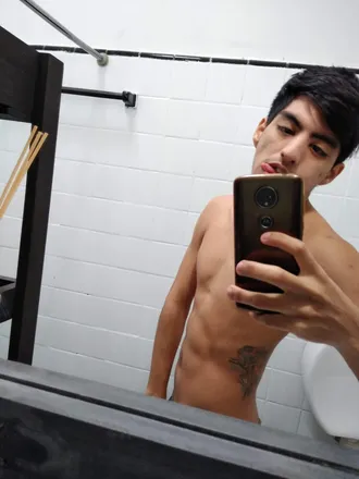 OnlyFans cuenta rodriamateurxxx header 2