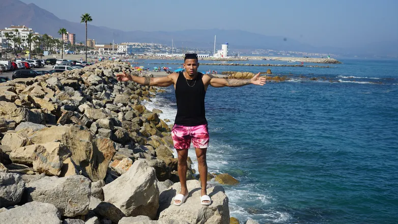 OnlyFans cuenta latin_marco header 2