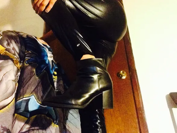 OnlyFans cuenta desireesays header 2